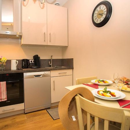 Les Hauts De Condom Appartements Climatises Экстерьер фото